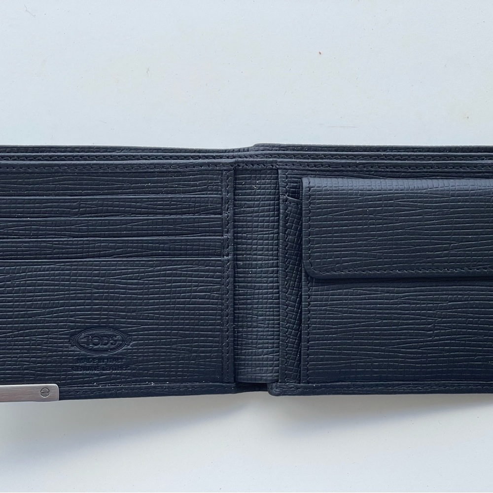 Tod’s leather wallet